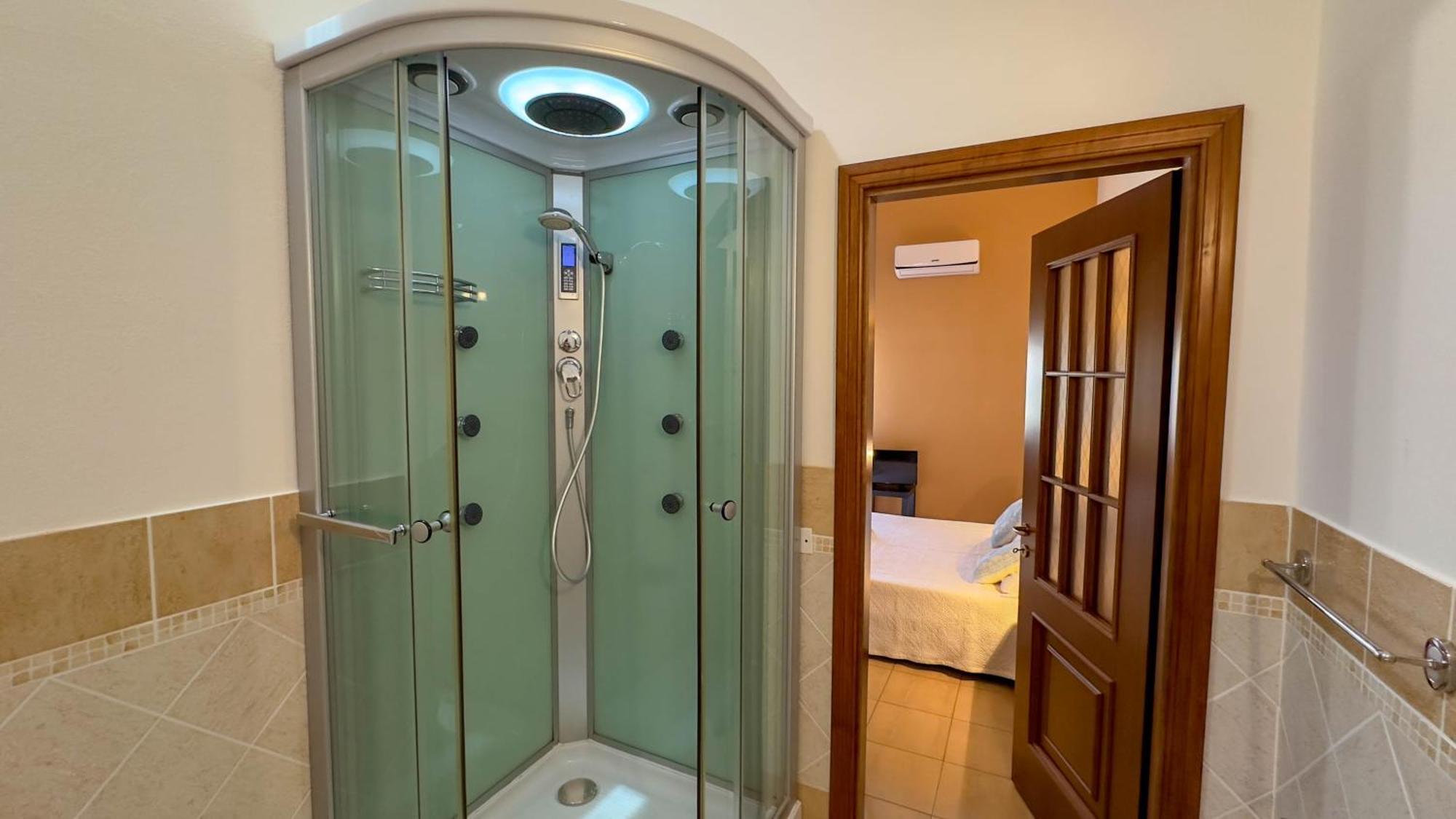 Su Recreu 'E Mare Hotell Bosa Marina Exteriör bild