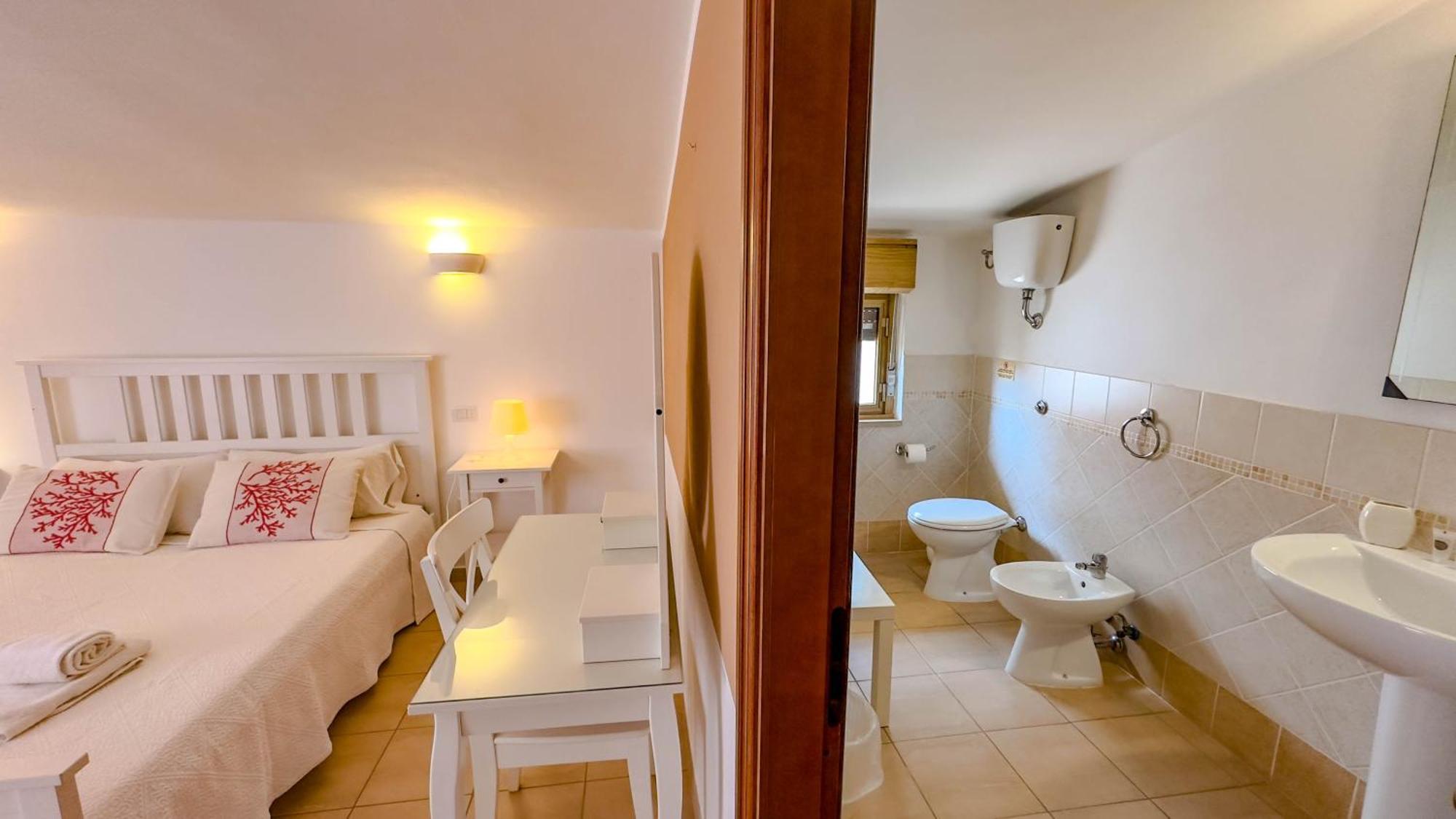 Su Recreu 'E Mare Hotell Bosa Marina Exteriör bild