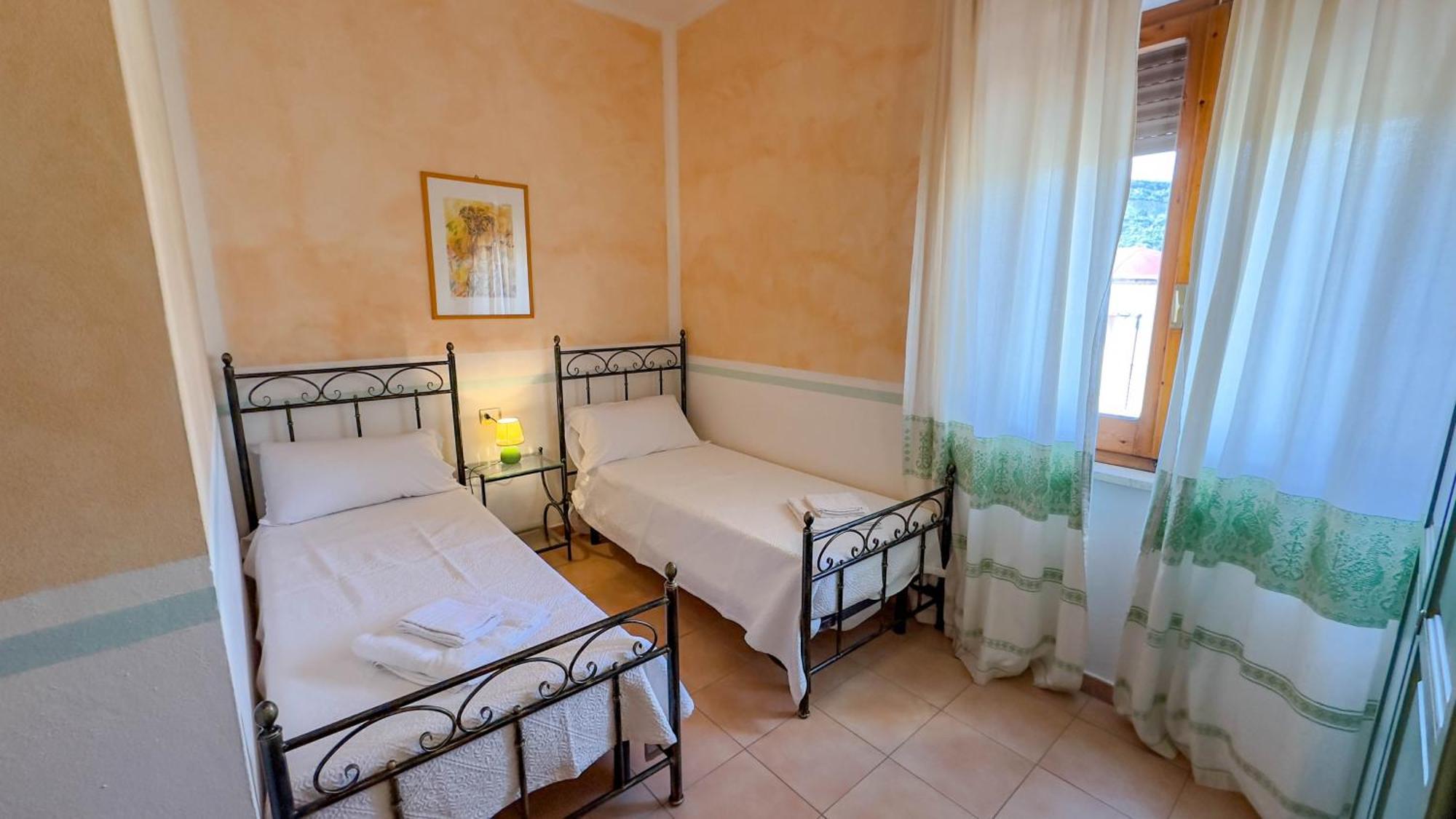 Su Recreu 'E Mare Hotell Bosa Marina Exteriör bild