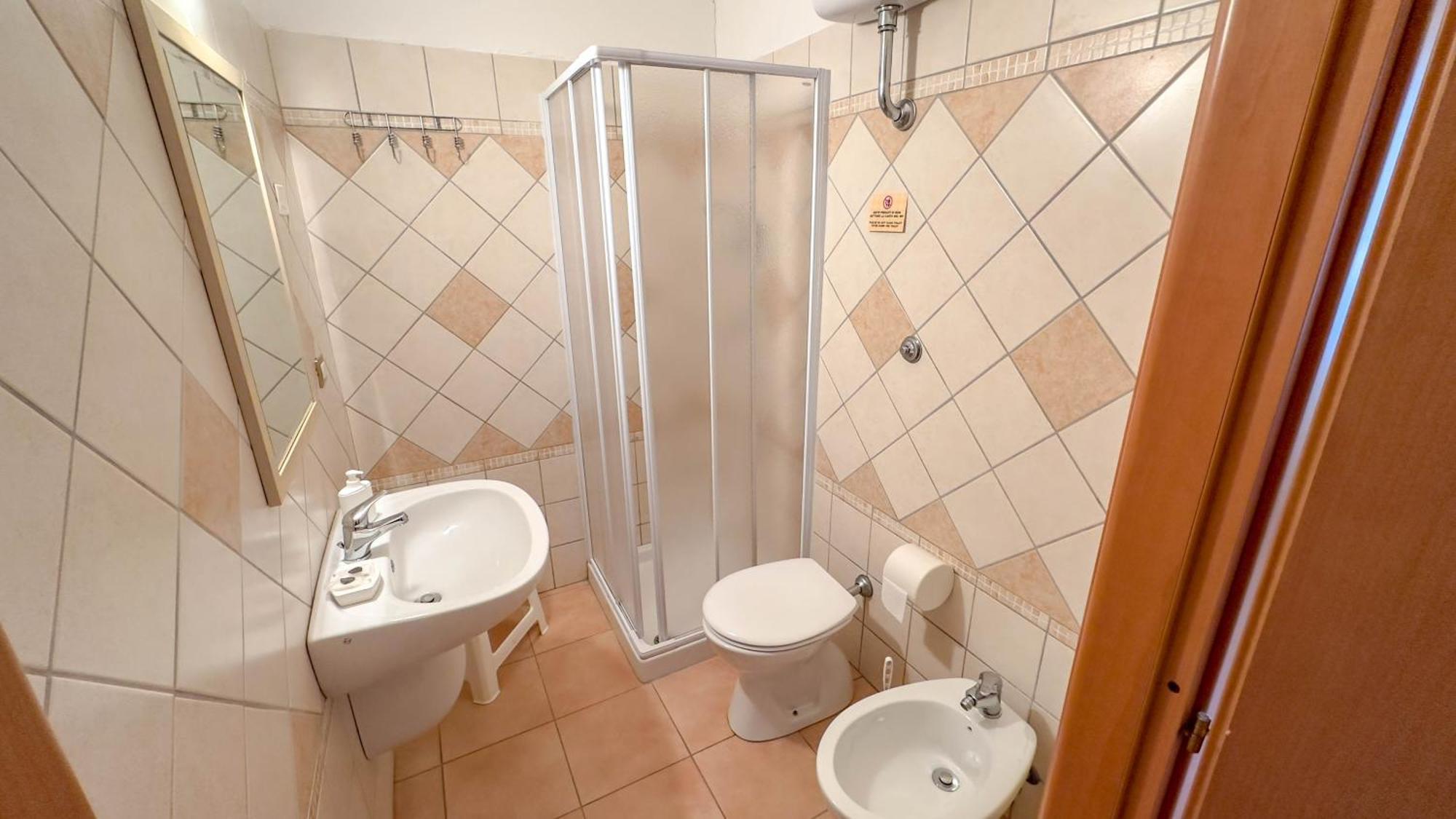 Su Recreu 'E Mare Hotell Bosa Marina Exteriör bild
