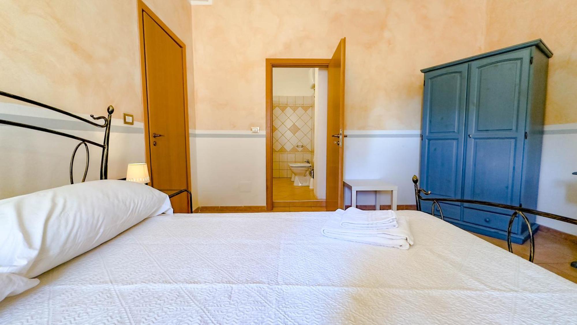 Su Recreu 'E Mare Hotell Bosa Marina Exteriör bild